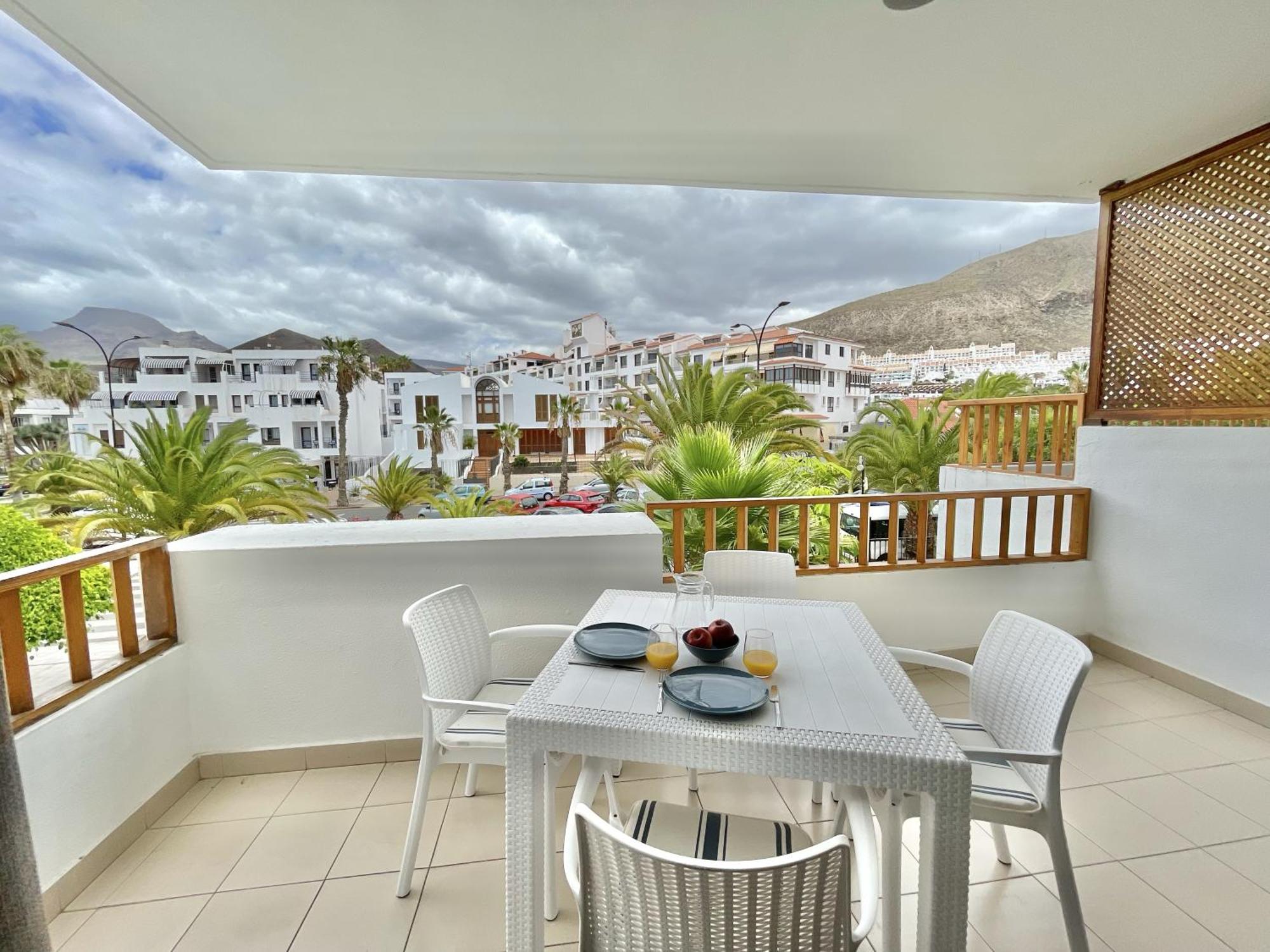 Cristian Sur Beach Home Лос Кристианос Экстерьер фото